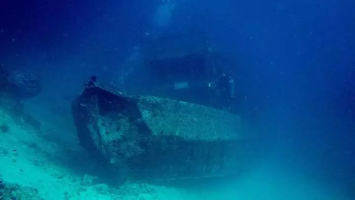 日本在臺灣海峽附近的沉船內有40噸黃金,中國部隊打撈,卻接連遇到怪事