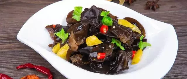 還在為剩飯剩菜擔憂?這些生活小竅門,必須掌握!