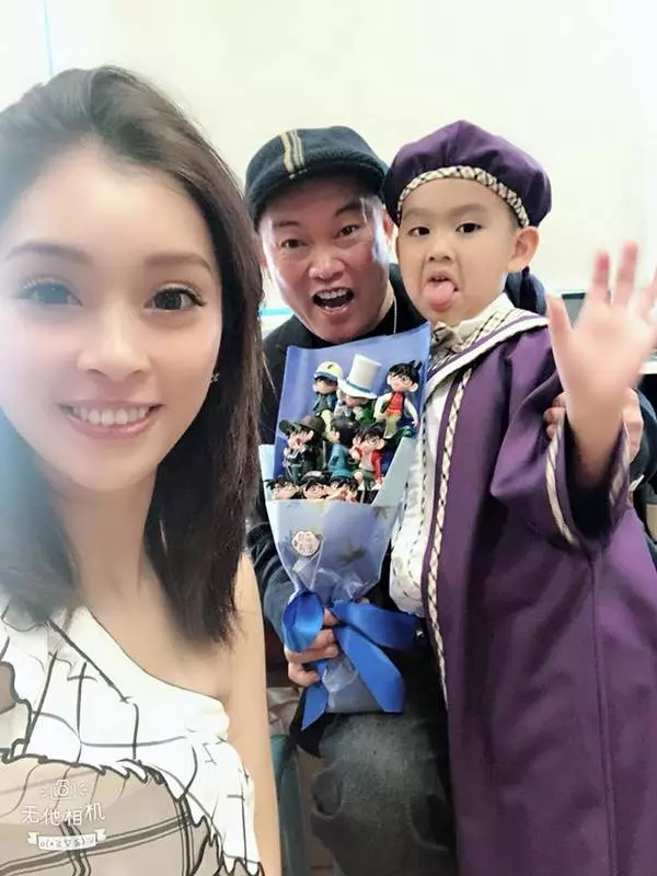 51歲「康康」開心再當爸!他興奮喊:「老婆又懷孕了!」PO出老婆超音波照「寶寶性別曝光」大家狂恭喜!