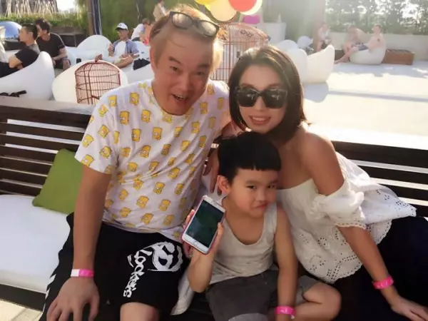 51歲「康康」開心再當爸!他興奮喊:「老婆又懷孕了!」PO出老婆超音波照「寶寶性別曝光」大家狂恭喜!
