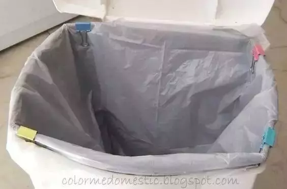 長尾夾放在床上,原來作用很大,家裡人都誇聰明,一年省下好幾百