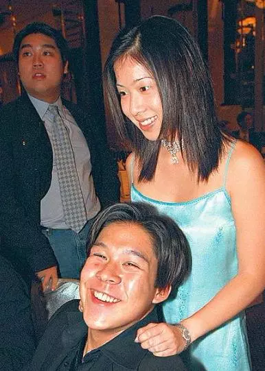 為何相貌平平的郭晶晶能嫁入豪門?原來是因為霍啟剛有一個怪癖!