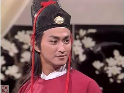 身家過億57歲仍單身,曾與劉德華平起平坐跟女神范冰冰是親兄妹!