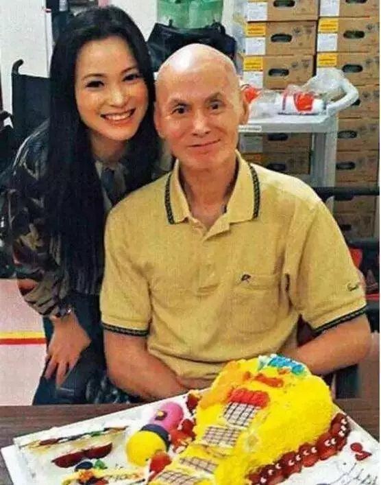 《唐伯虎》功夫巨星中風「妻兒搶財產」…昔日港姐「幫打官司討回鉅款 」 人稱女版古天樂!