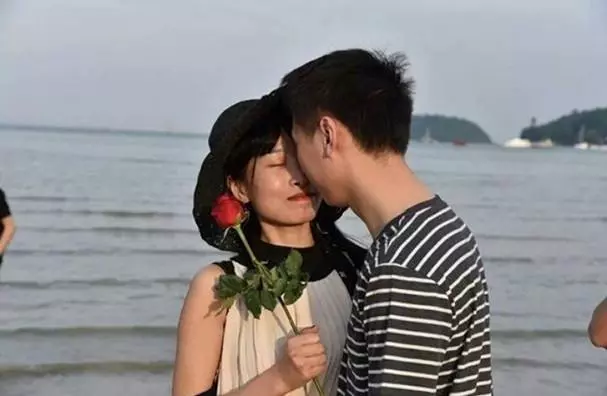 「老婆,我媽來帶孩子,讓岳母回家歇歇」「女兒十歲前她咋不來」