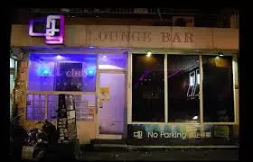 OL泣訴夜店碰上「一夜10次郎」慘遭性侵,沒想到「真相曝光」連法官都看傻眼….