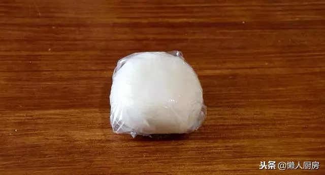 不用發酵,不用一滴油,試試這樣做紅糖餅,香甜薄脆,先收藏起來