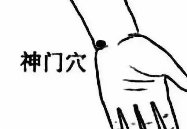 手上有3處美容穴,堅持每天按,皮膚會變得白皙粉嫩有光澤