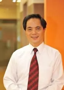 他們牽手了!離婚兩年後終於坐實了他婚內出軌…!