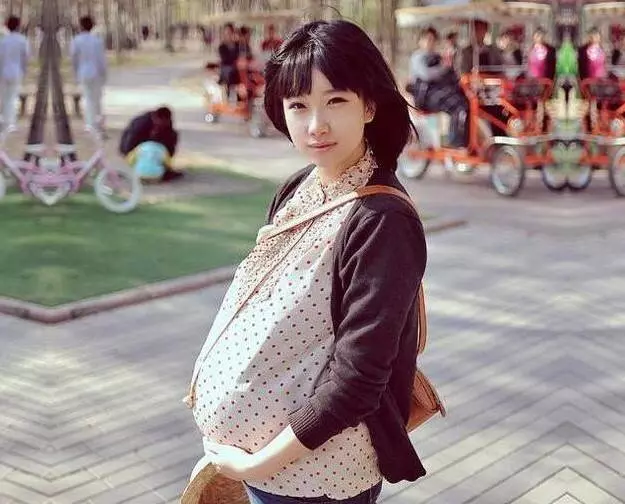 過年時我給侄子壓歲錢!大哥大嫂卻「嫌少退給我」一打開紅包我忍不住落淚