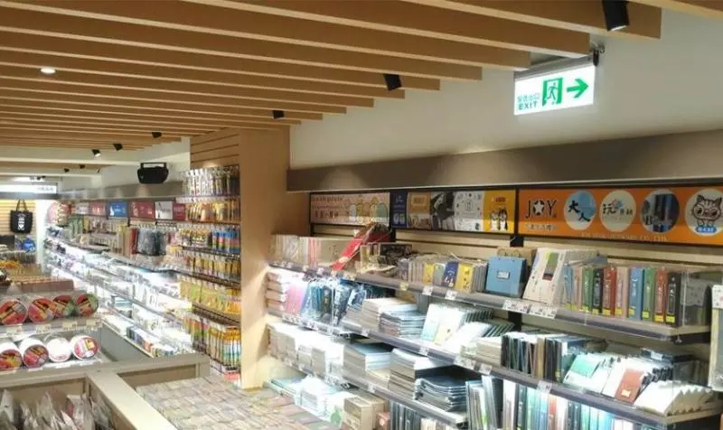 「光南大批發」湧回憶…網友淚推2大神物:國高中必備