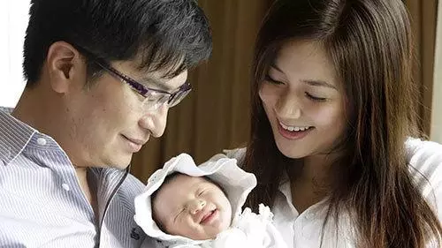 「千億媳婦」徐子淇,九年連生四胎,生男生女態度差別真大!如今要懷第五胎獲上億紅包