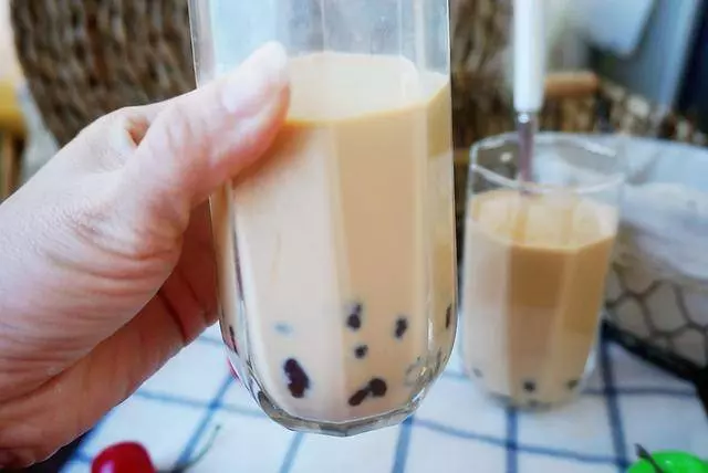 1分鐘教你做珍珠奶茶,香濃可口,沒有添加劑,比買的健康還便宜