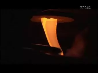玻璃球里的花紋是怎麼弄進去的?看完童年之謎終於解開了