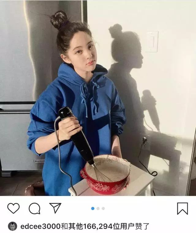 歐陽娜娜ins被陳冠希「瘋狂」點讃!兩人相差20歲卻相見恨晚,讓所有人羨慕!