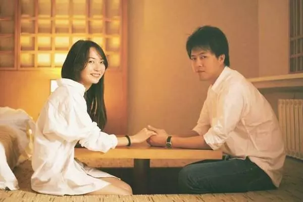 哥哥裝窮去相親,吃飯中途去接電話,哥哥結帳時服務員說已經付過了!