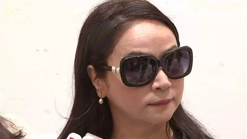 蔻蔻姐怒了!華航罷工她困東京譙這事