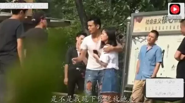 男子假裝「破產」想看看女友是不是真的只喜歡他的錢...結果讓他當場痛哭下跪!