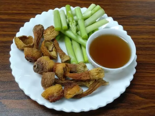 腦血管又髒又堵,五個警訊提醒你!用食療清理血管,連醫生都說超棒的!
