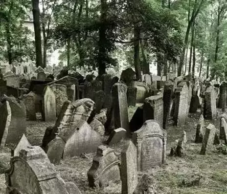 風水大師提醒:千萬不要在去這六個地方,否者後果不堪設想~
