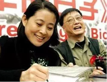 可憐天下父母心,不幸生下缺陷寶寶的八大明星!