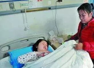 娘和婆婆同時生病,丈夫不讓我看娘,我提雞湯看婆婆時卻驚喜落淚