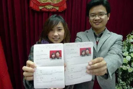 我生女兒,離婚後帶孩子回親媽和繼母家,我看明白兩人差別