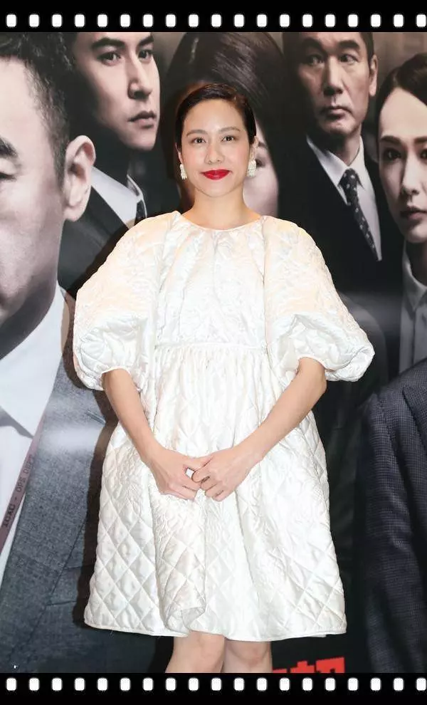 當40歲林嘉欣同框47歲袁詠儀,終於知道衣品對女人來說有多重要了!