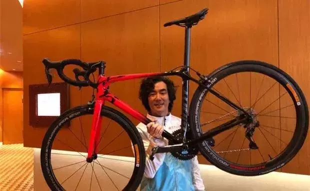 增肥到200斤片子停拍,任賢齊不甘心,買下版權也要拍完!