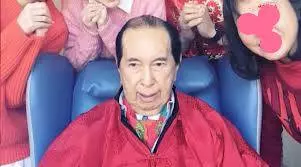【大事不妙】賭王何鴻燊入緊急轉入ICU,多家傳媒死守門口