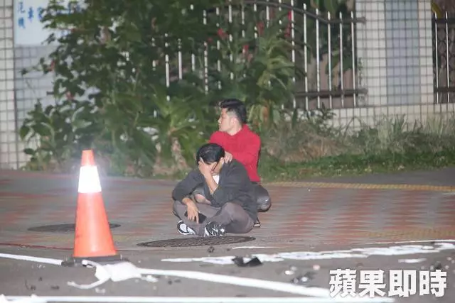 休旅車過路口遭機車側撞 騎士送醫命危
