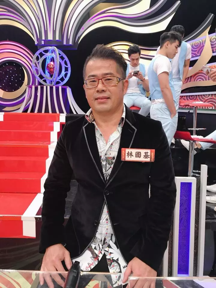 他每年「包1百萬給父母」感念雙親當農夫拉拔長大,小馬結婚「小鍾霸氣送紅包」讓人驚訝!