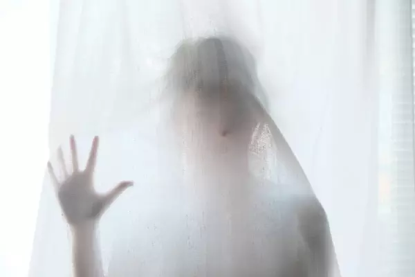 女人別急著「掏心掏肺」,最怕他對你「狼心狗肺」!