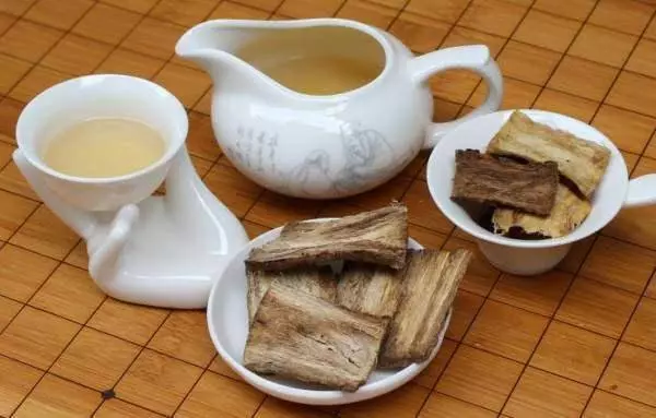 醫生:出現這7個症狀,說明你有嚴重的肝病,多喝一種茶,排出肝臟毒素,養肝護肝更健康