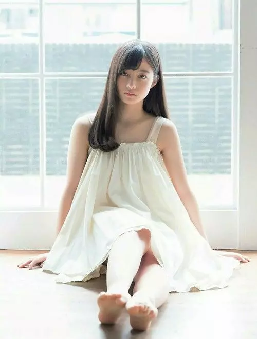 日本「千年一遇美少女」成年,「14歲奇蹟美照」風靡全亞洲,6年後超進化「20歲大人的她」讓全網再暴動
