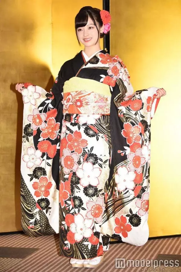 日本「千年一遇美少女」成年,「14歲奇蹟美照」風靡全亞洲,6年後超進化「20歲大人的她」讓全網再暴動