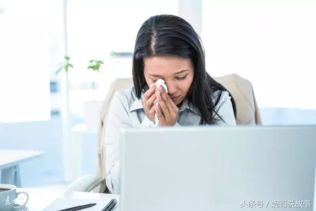 嫁給鳳凰男的生活,打落牙齒活血吞!