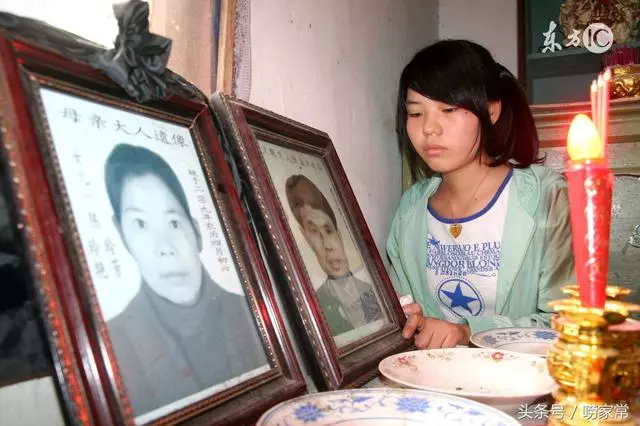 父母雙亡,我嫁進婆婆家備受刁難,弟弟一個電話讓全家人對我變了態度