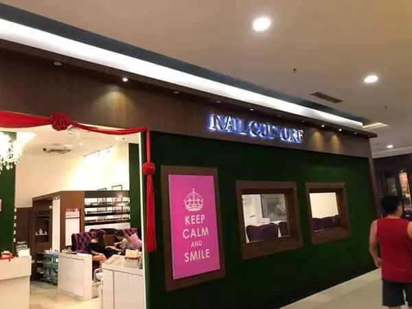 視頻曝光~KSL某專業指甲店與顧客發生爭吵~網友爆料!灰衣男子「不簡單」更多內幕曝光了