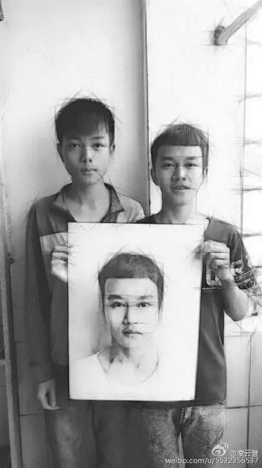 16歲高中生「上課畫畫」被老師罵「對不起爸媽!」但專家一看作品指著他大叫:「是奇才!」