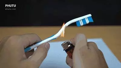 把2根舊牙刷綁在一起,效果竟然這麼好,以前的牙刷都白扔了