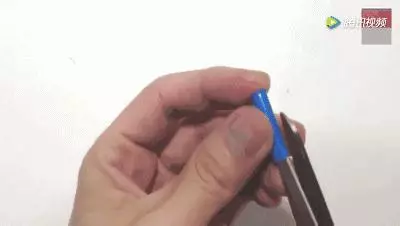 把2根舊牙刷綁在一起,效果竟然這麼好,以前的牙刷都白扔了
