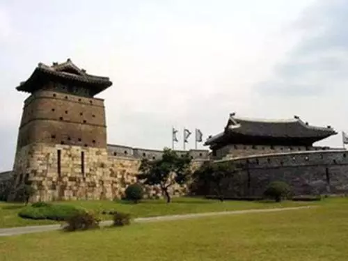 中國古代一位「嫁得最遠的公主」,等和親隊伍到達時,國王已老死!新國王又不願娶她,只能嫁給.....
