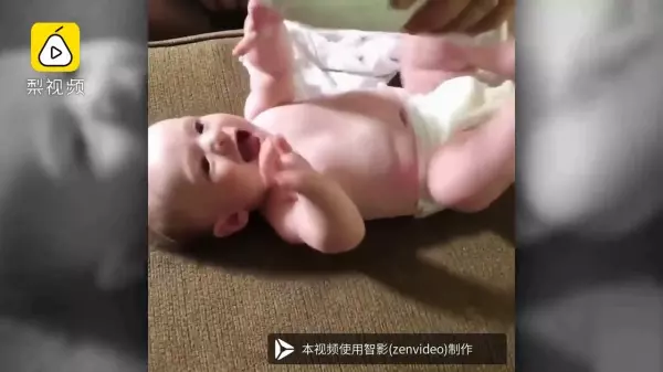 是爸爸!因為爸爸是軍人,常常不再家!當寶寶看到「爸爸玩偶時」激萌的反應萌暈全網!