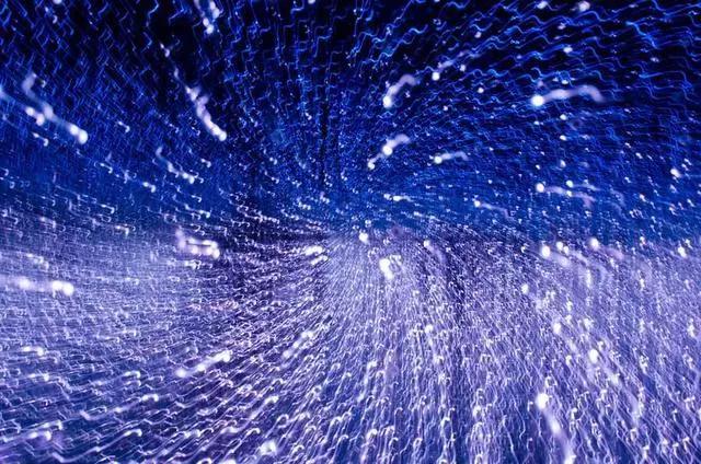 為什麼至今沒有發現穿越回來的人?科學家認為有5種可能