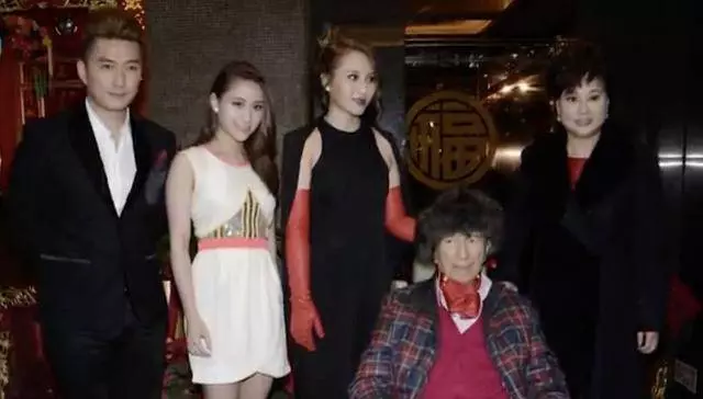 97歲賭王入住ICU四房子女輪流探望,網友:斗爭堪比甄嬛傳!