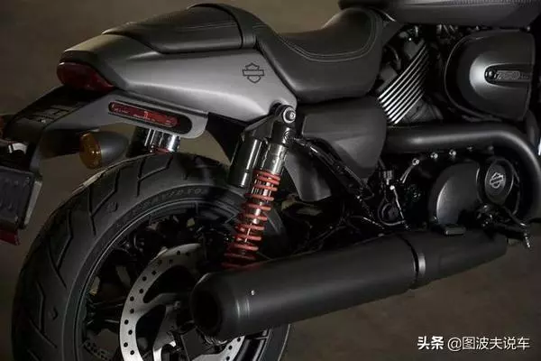 侵略性的外觀,更高輸出!哈雷全新巡航街車Street Rod
