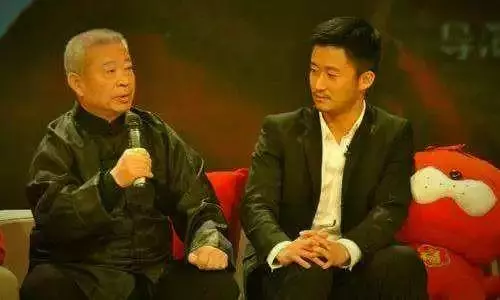 吳京又火了!被騙6000萬救地球的背後,卻被一個女人拯救!