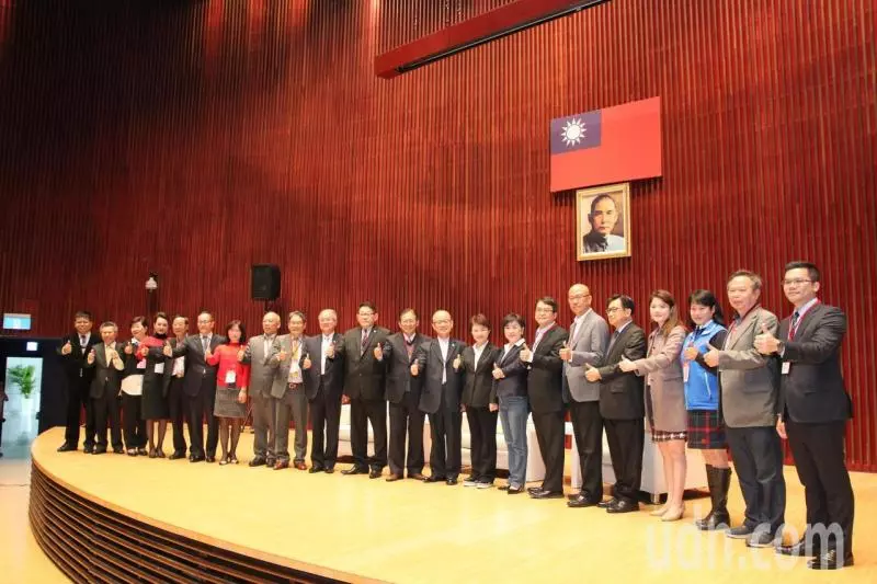 盧秀燕新春經濟第一砲 邀百位重量級台商訪台中
