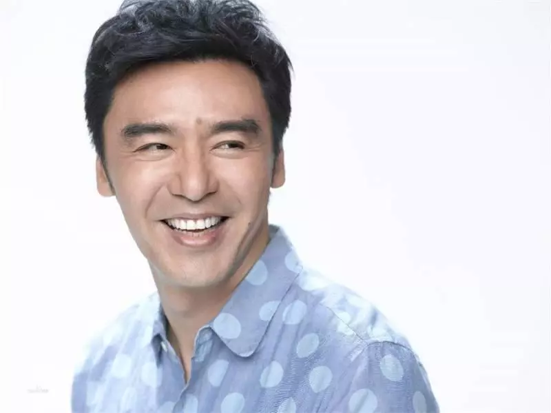 離婚20年首次相見, 鐘鎮濤說你還那麼美,章小蕙說了10個字,讓鐘鎮濤無話可說